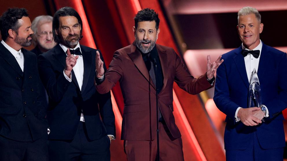 PHOTO: Old Dominion accept the award for vocal group of the year at the 58th Annual CMA Awards, Nov. 20, 2024, in Nashville, Tenn.