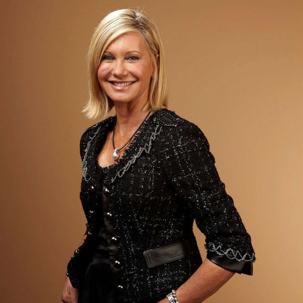 Olivia Newton John Dies At Age 73 Abc News 0160