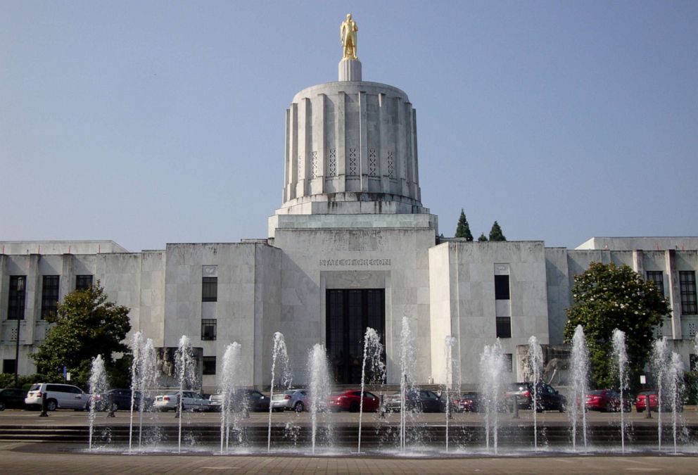 PHOTO: The Oregon State Capitol Building in Salem, Oregon.