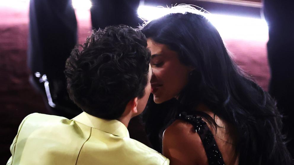 PHOTO: Timothee Chalamet and Kylie Jenner kiss while attending the 97th Annual Oscars, Mar. 2, 2025 in Los Angeles.