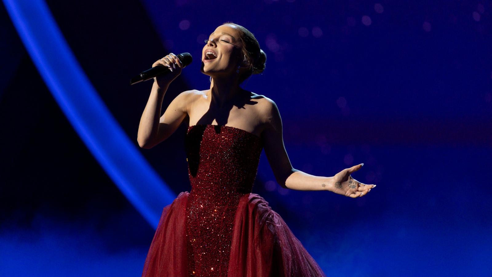 PHOTO: Ariana Grande performs at the 97th Annual Oscars, Mar. 2, 2025 in Los Angeles.