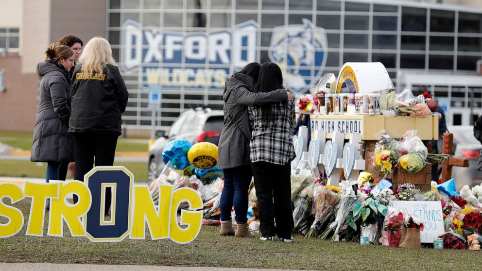 Victims, parents of Oxford school shooting victims sue school employees ...