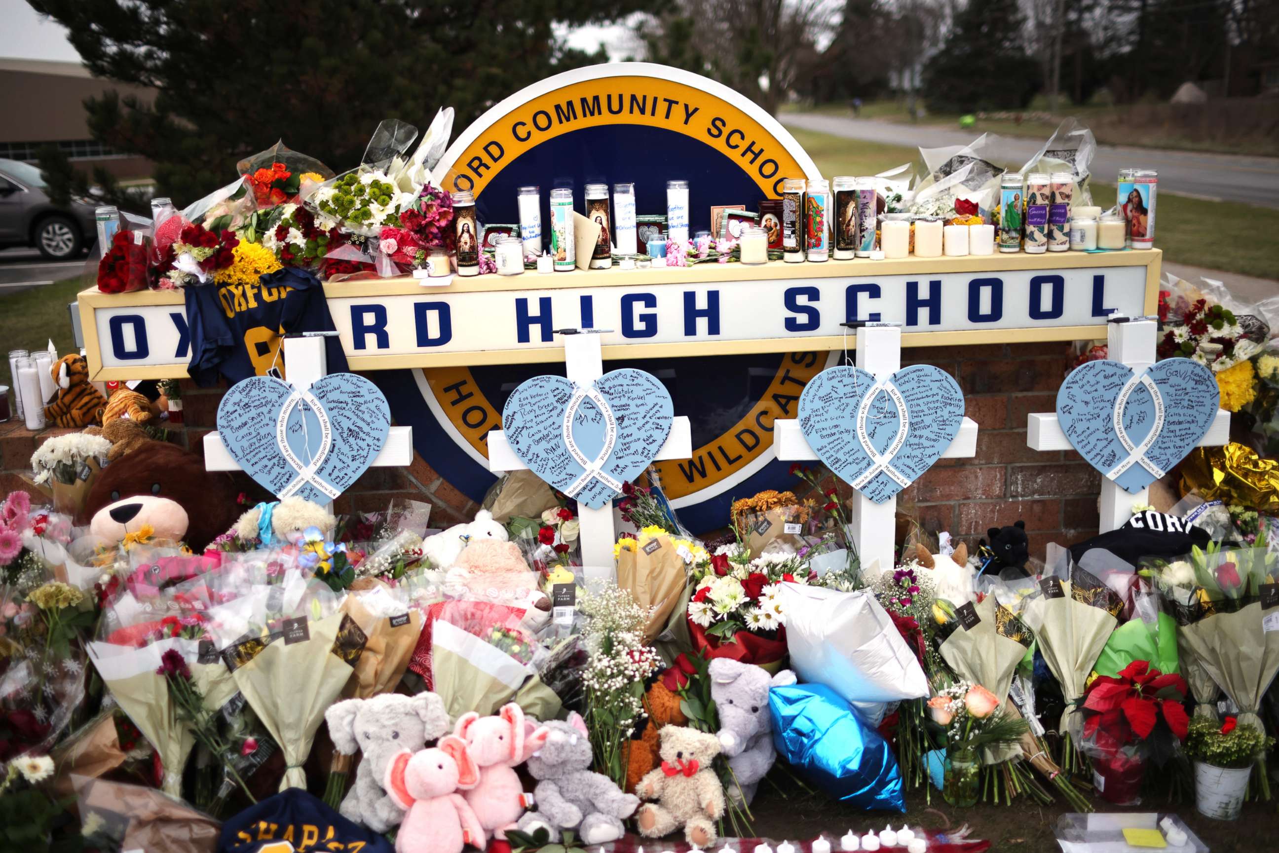 PHOTO: A memorial outside of Oxford High School continues to grow on Dec. 3, 2021, in Oxford, Mich.