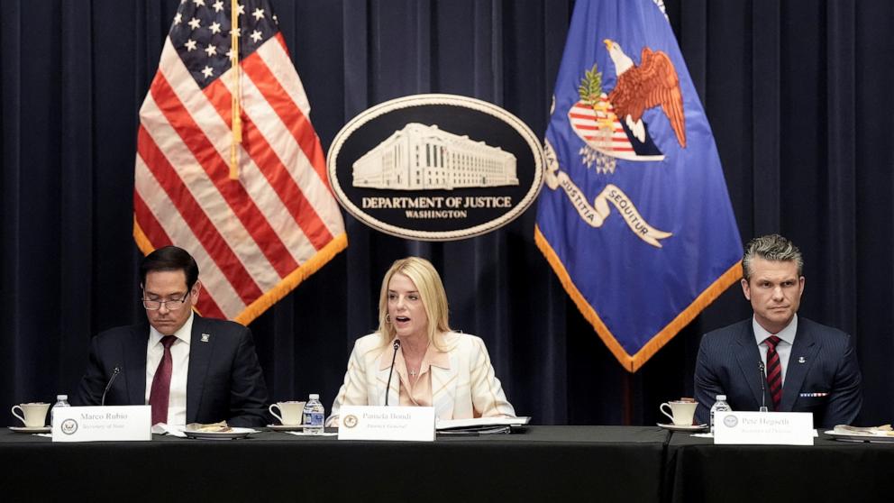 PHOTO: Attorney General Pam Bondi, Secretary of State Marco Rubio and U.S. Secretary of Defense Pete Hegseth attend a meeting of the Eradicating Anti-Christian Bias Task Force, at the Justice Department in Washington, April 22, 2025.