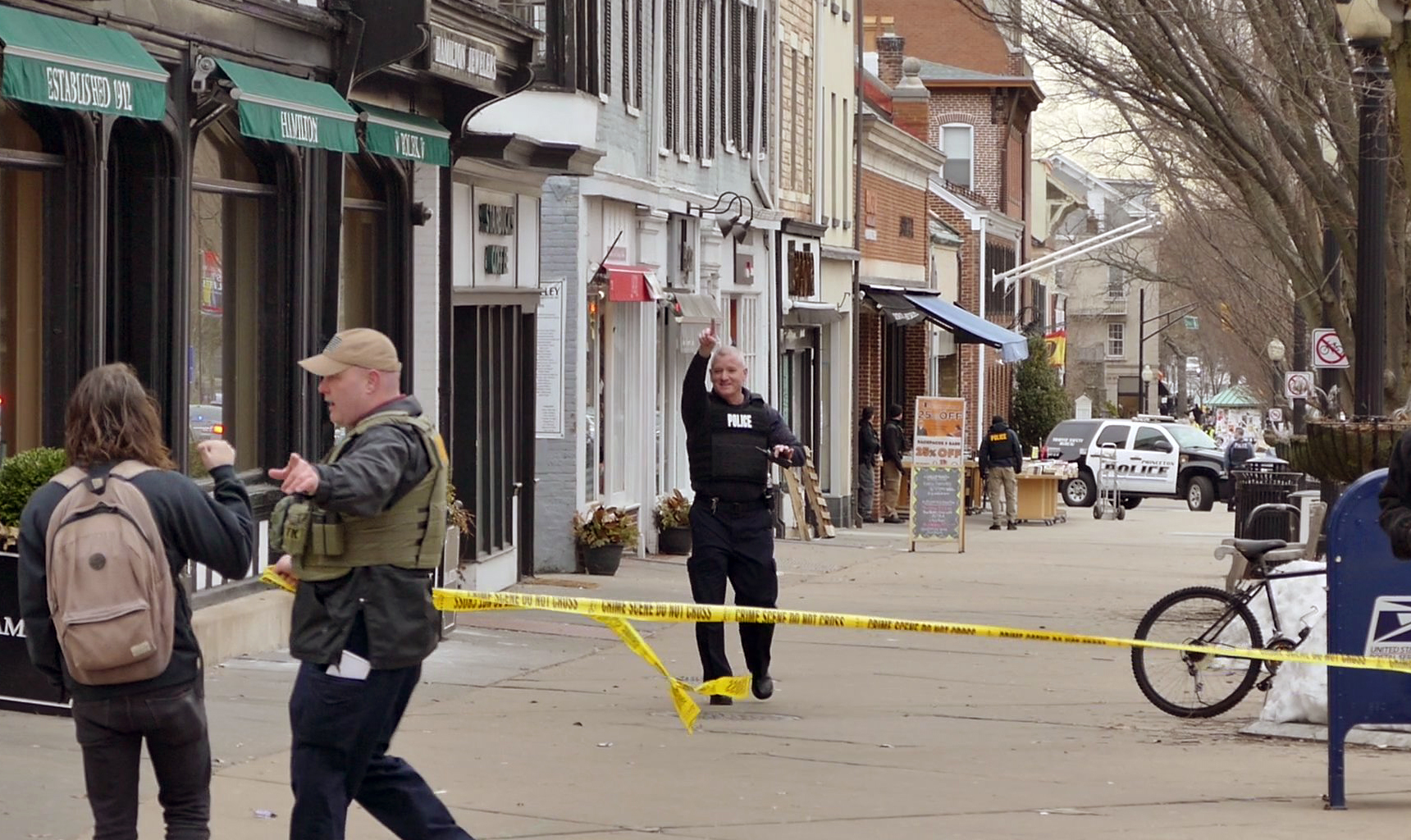 PHOTO: Police surrounded a restaurant across the street from Princeton University's campus during a stand off with an armed man, on Tuesday, March 20, 2018 in Princeton, N.J.