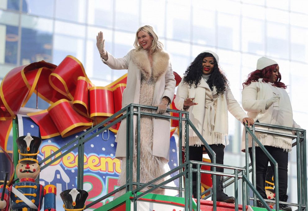 PHOTO: Joss Stone gestures during the 96th Macy's Thanksgiving Day Parade in New York, Nov. 24, 2022. 