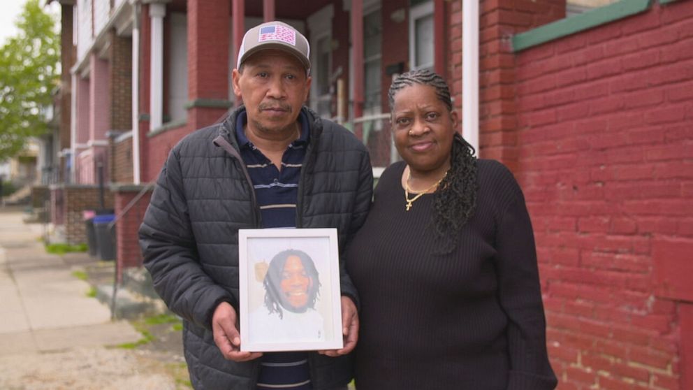 PHOTO: “Justice need[s] to be served and the cops need to be locked up for what they did to him,” Wallace's mother Kathy Bryant said.