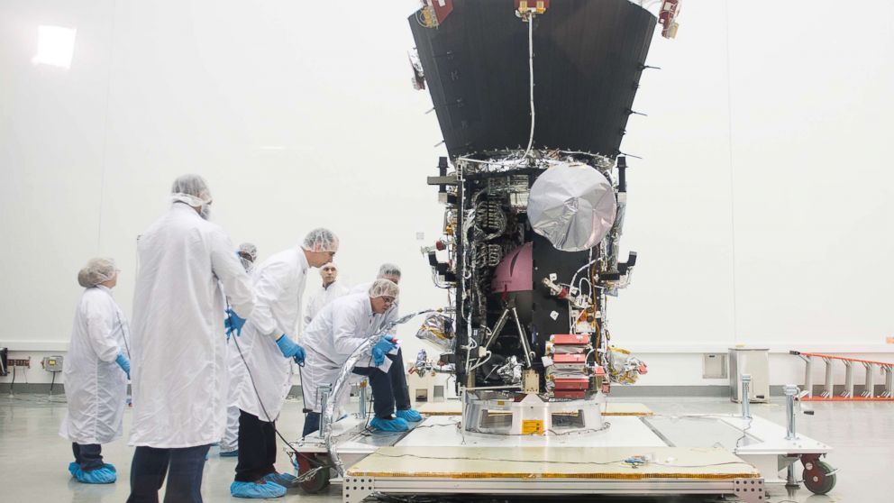 NASA's Parker Solar Probe to give closest look ever at the sun - ABC News