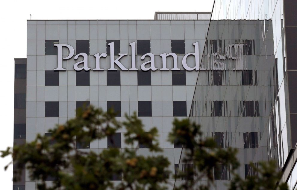 PHOTO: Parkland Memorial Hospital building in Dallas, Aug. 20, 2015.