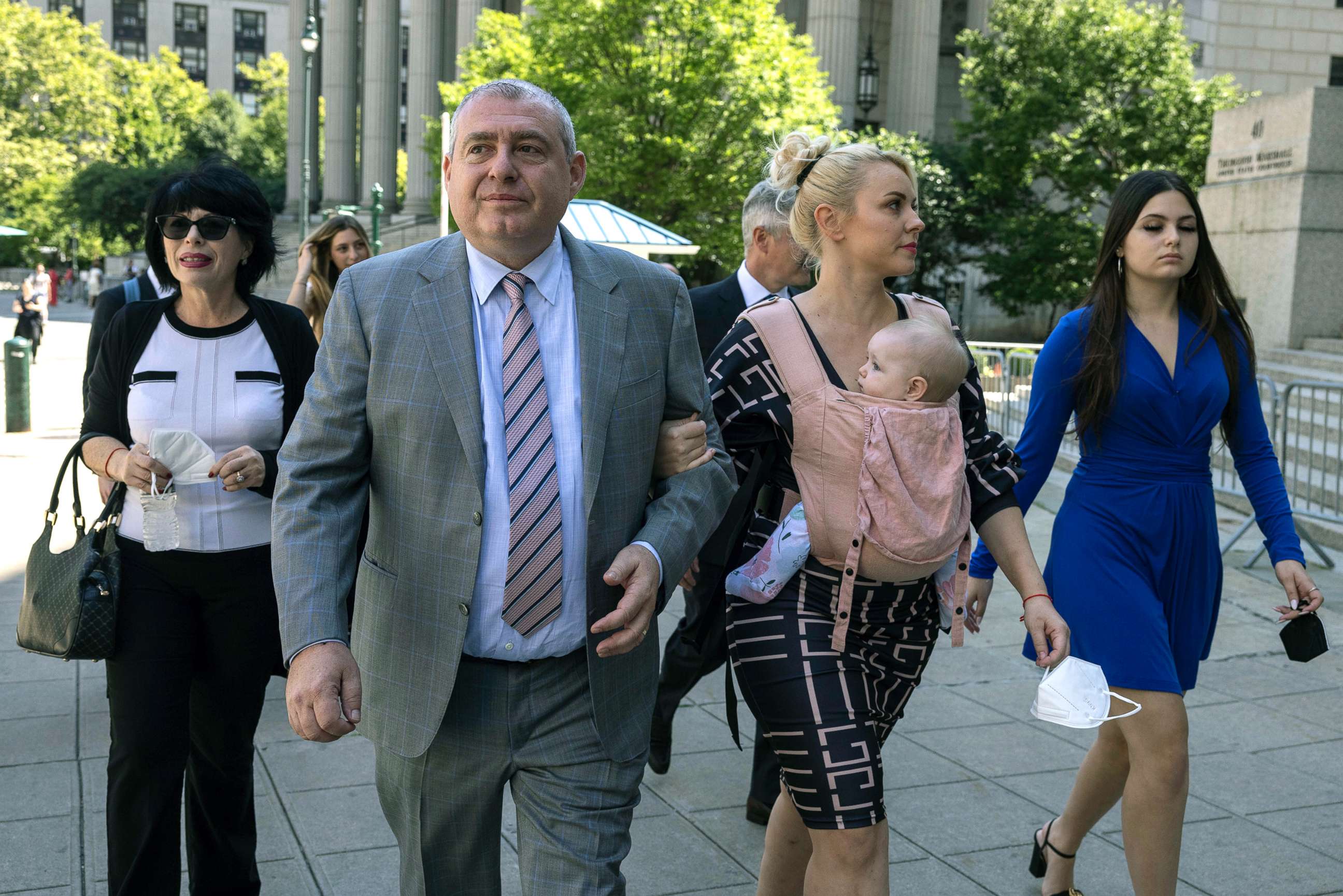 PHOTO: Lev Parnas, a former associate of Rudy Giuliani, arrives at the federal courthouse with his wife Svetlana Parnas in New York, June 29, 2022. 