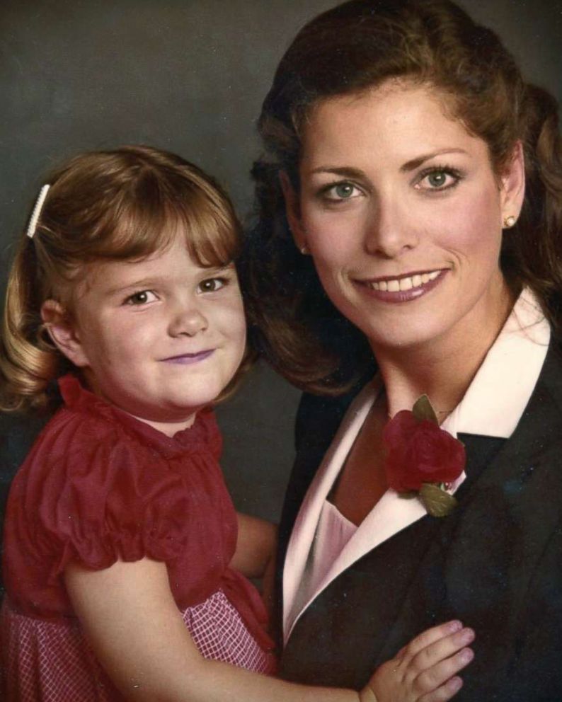 PHOTO: Karolyn Nunnallee is pictured with her daughter, Patty.