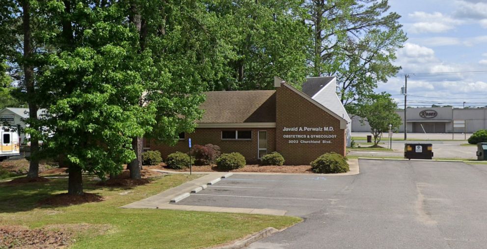 PHOTO: The office of Dr. Javaid Perwaiz in Chesapeake, Va.