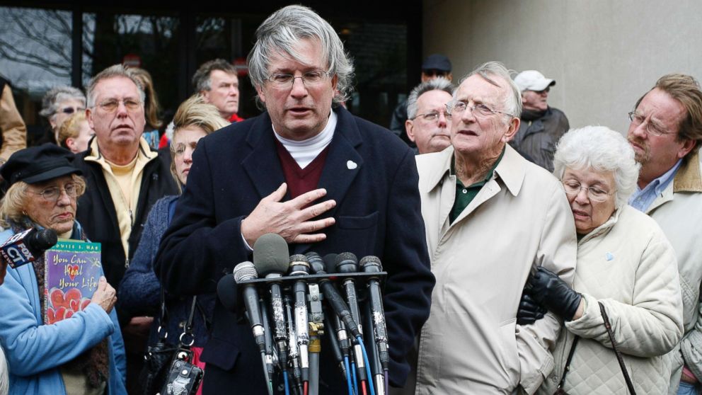 PHOTO: Dr. William A. Petit Jr., center, surrounded by members of the  the Petit and Hawke family, reacts to the sentence given to Steven Hayes, not pictured, following jury deliberations Monday, Nov. 8, 2010, at the New Haven, Conn., County Courthouse.