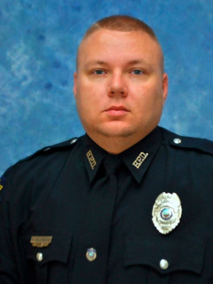 PHOTO: Officer Phillip Meacham, 38, is pictured in this photo provided by the Kentucky State Police.