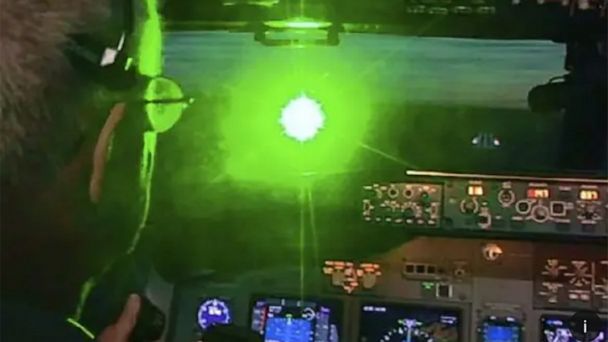 FAA calls on laser manufacturers to warn consumers of risks for planes