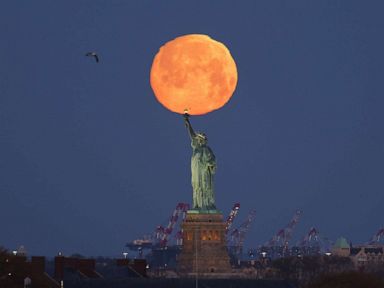 Pink Moon Is 1st Supermoon Of 21 When To See It Abc News