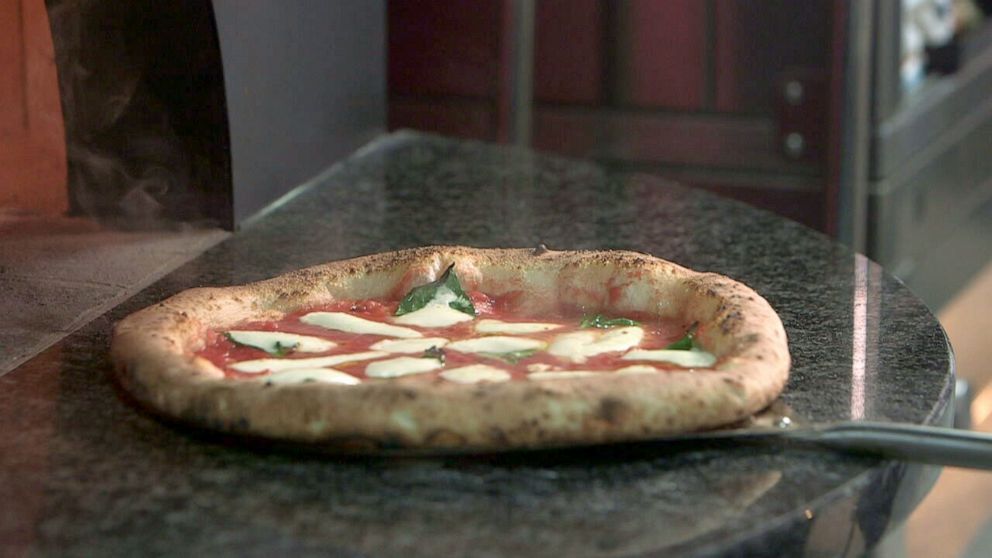 PHOTO: Chefs at Modernist Cuisine baked more than 12,000 pizzas over 3 years in a quest to perfect the art of pizza making.