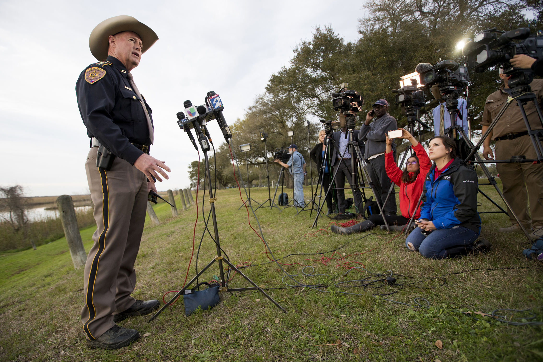 PHOTO: Chambers County Sheriff Brian Hawthorne gives an update on a plane crash in Trinity Bay during a news conference in Anahuac, Texas, Saturday, Feb. 23, 2019.