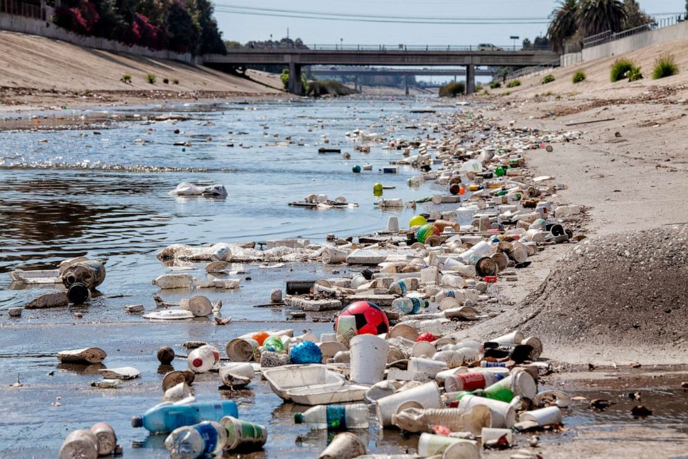 PHOTO: Large amounts of trash and plastic refuse collect in Ballona Creek on Oct. 14, 2018 in Culver City, Calif.