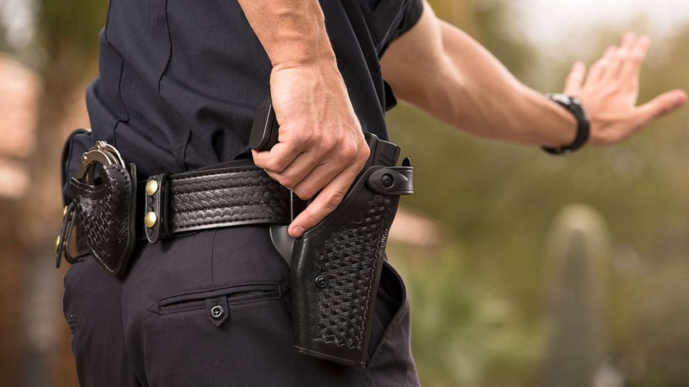 Step-By-Step Guide of Police Duty Belt Setup - Crescent Supply