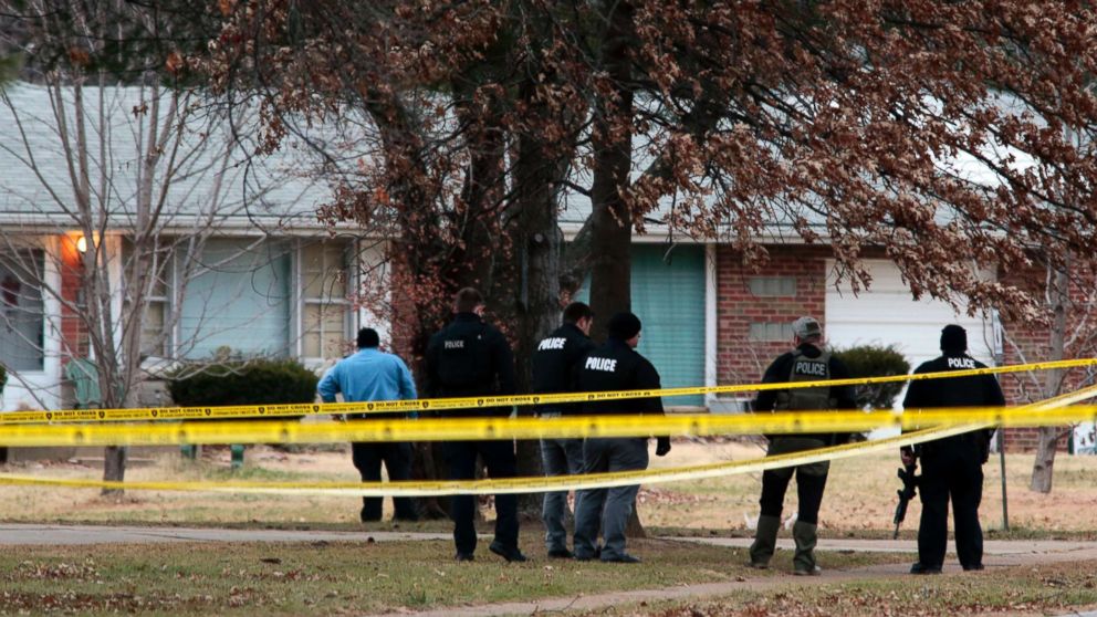 Suspect who allegedly shot 2 police officers near St. Louis taken into ...