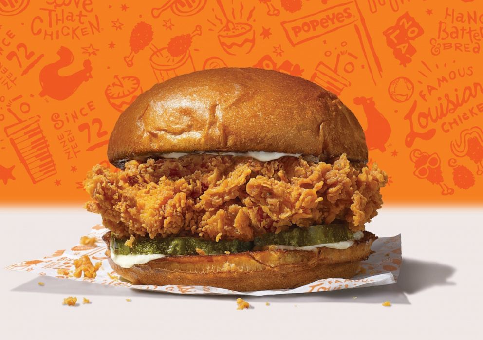 PHOTO: Popeyes chicken sandwich sold out after a limited-time.