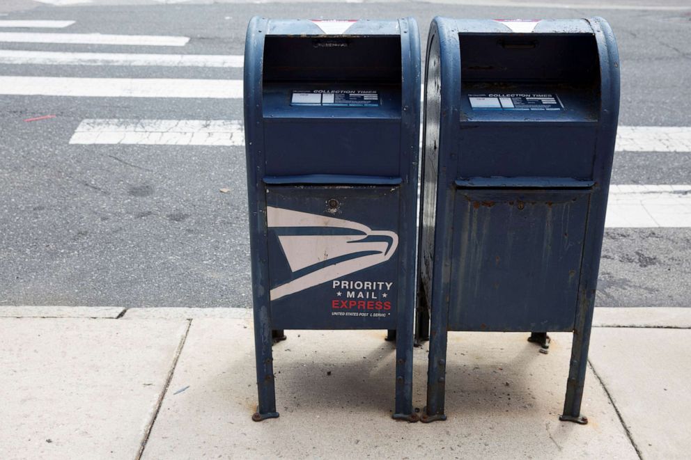 PHOTO: A U.S. Postal Service (USPS) collection mailbox in Philadelphia, Pennsylvania, U.S. August 14, 2020.  