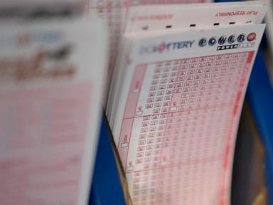 Powerball jackpot jumps to $935 million after no match for Wednesday's numbers