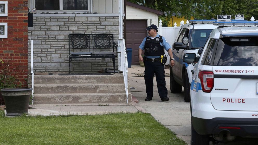 PHOTO: Chicago police watch over a home in Chicago, May 15, 2019, where Marlen Ochoa-Uriostegui who had gone to a Chicago home in response to a Facebook offer of free baby clothes was strangled and her baby cut from her womb. 