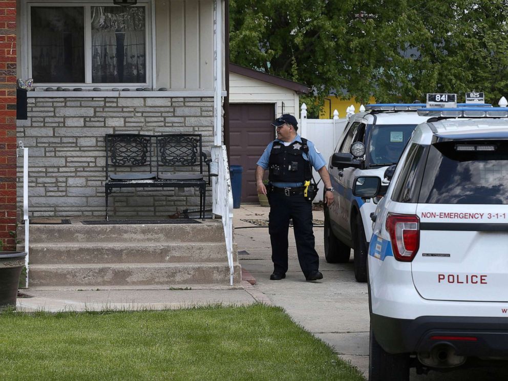 PHOTO: Chicago police watch over a home in Chicago, May 15, 2019, where Marlen Ochoa-Uriostegui who had gone to a Chicago home in response to a baby has been strangled and her baby cut from her womb. 