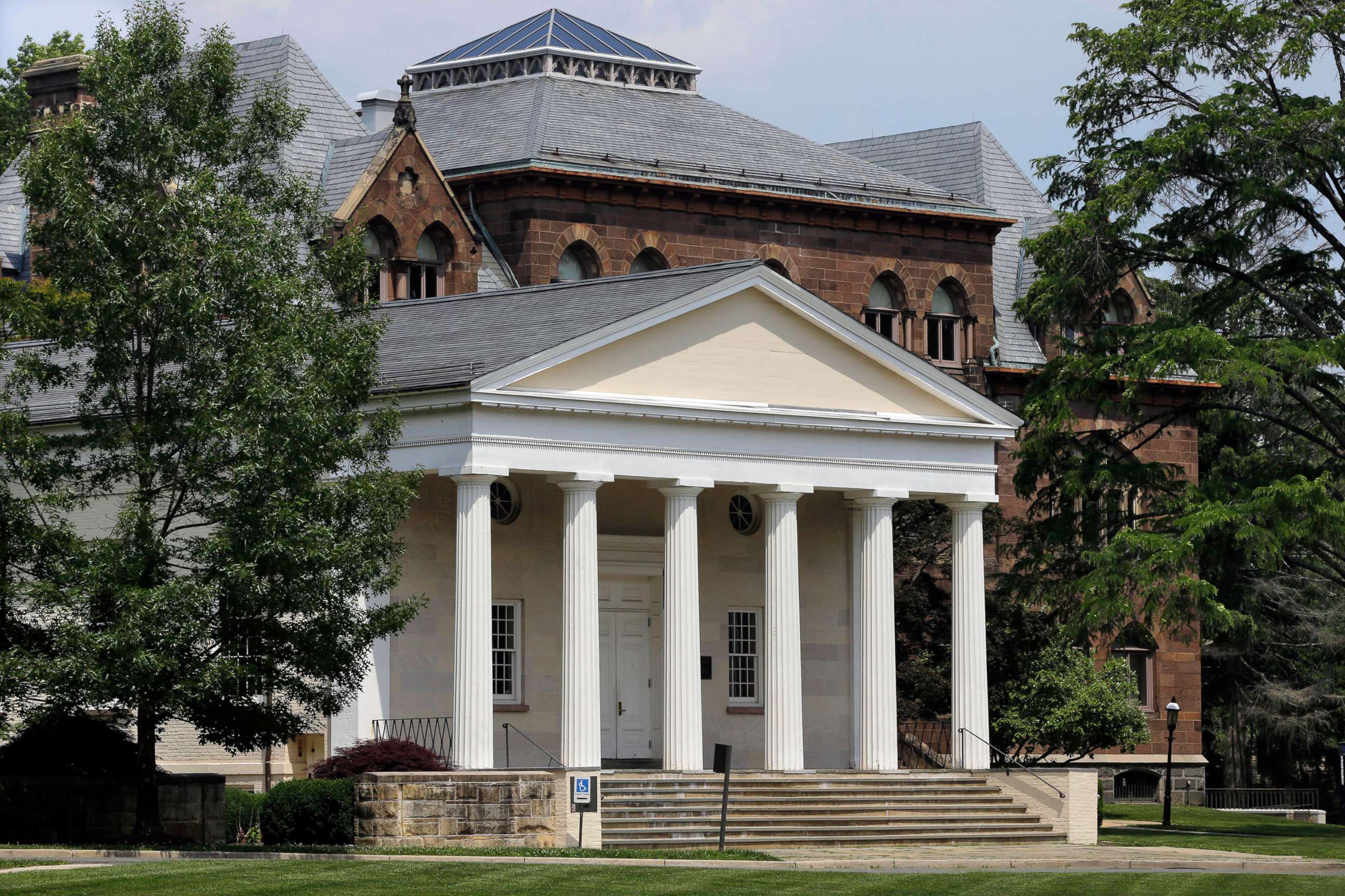 PHOTO: This June 24, 2013, file photo shows Princeton University's Princeton Theological Seminary in Princeton, N.J.