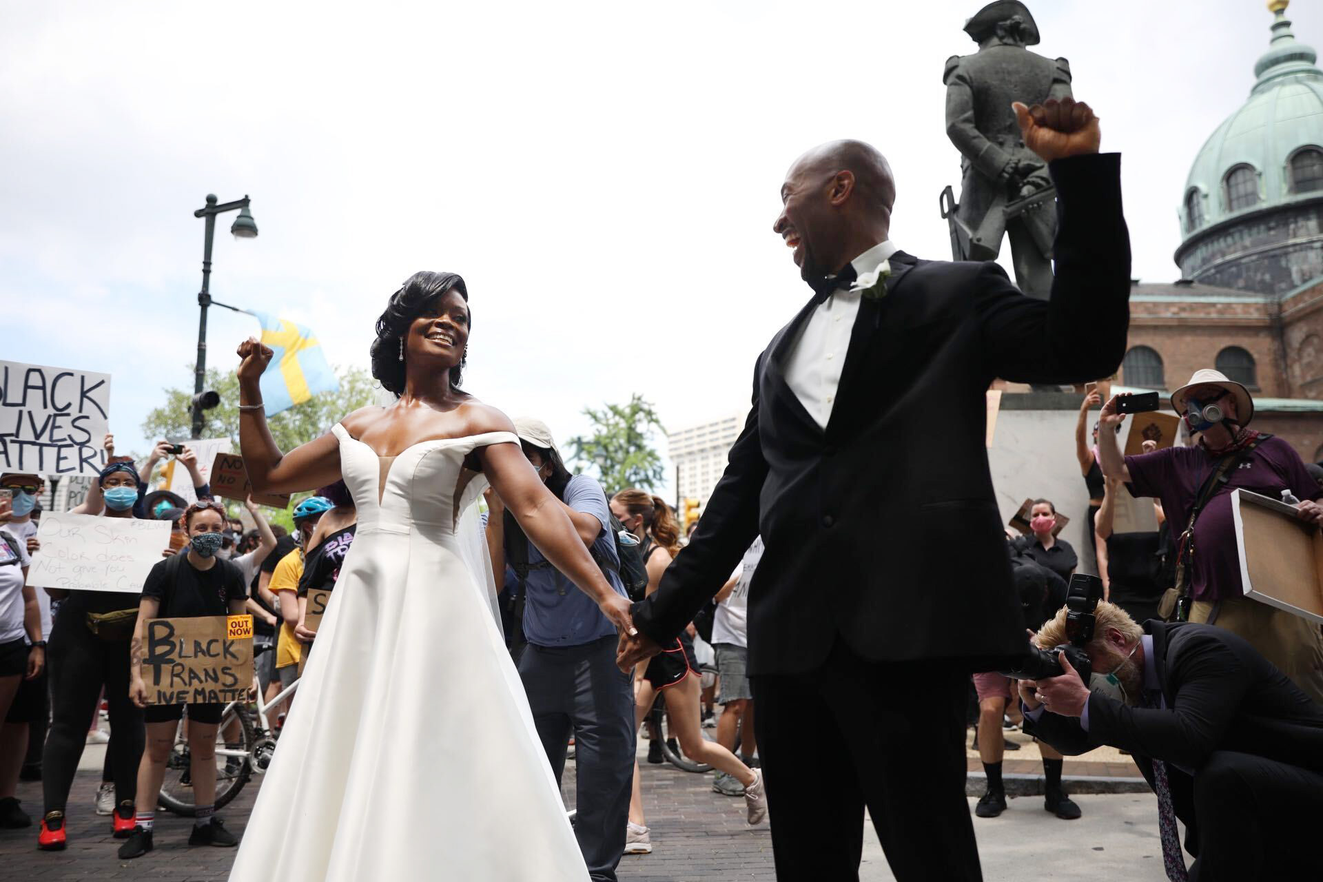 PHOTO: Kerry Anne and Michael Gordon came out to the crowd  during a protest, June 6, 2020 in Philadelphia over the death of George Floyd.