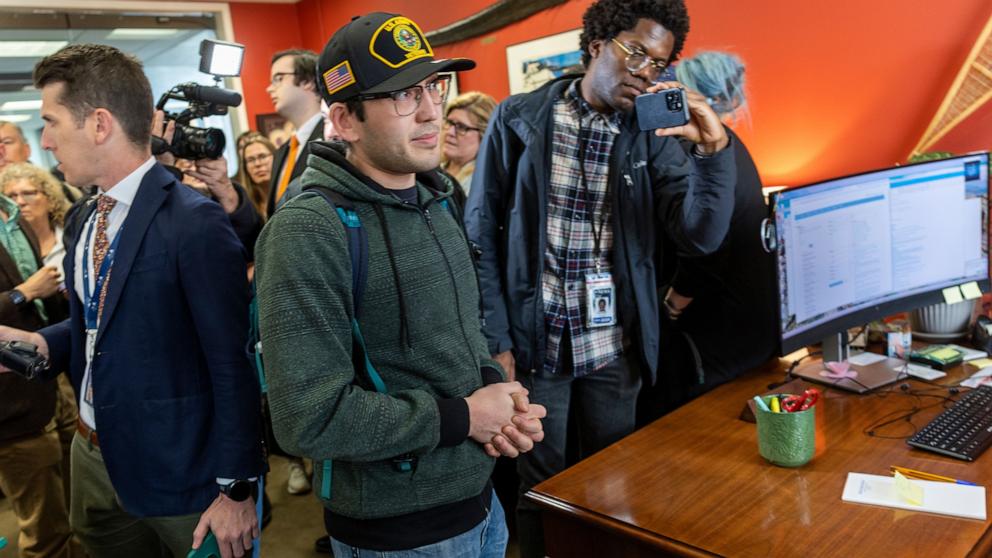 PHOTO: Federal workers terminated by the Department of Government Efficiency fill Republican Sen. Lisa Murkowski's office in the Senate Hart Office Building on Capitol Hill in Washington, Feb. 25, 2025.