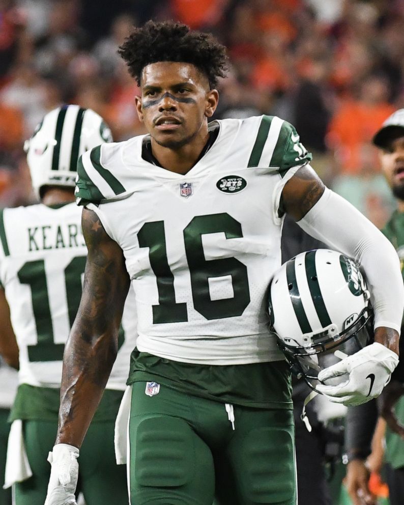 PHOTO: Wide receiver Terrelle Pryor #16 of the New York Jets greets teammates on the sideline on September 20, 2018.