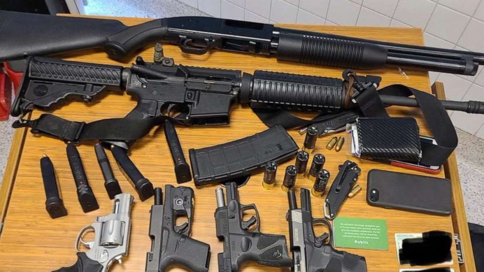 Atlanta Man Arrested With 6 Guns Body Armor At Publix Grocery Store Abc News