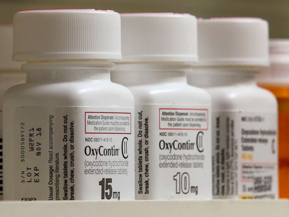 PHOTO: Bottles of Purdue Pharma L.P. OxyContin medication sit on a pharmacy shelf in Provo, Utah, Aug. 31, 2016.