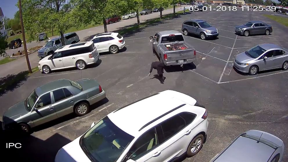 PHOTO: A 70-year-old woman was injured after a man drove up alongside her and snatched her purse as she was leaving a bible study in Nashville, Tenn. 