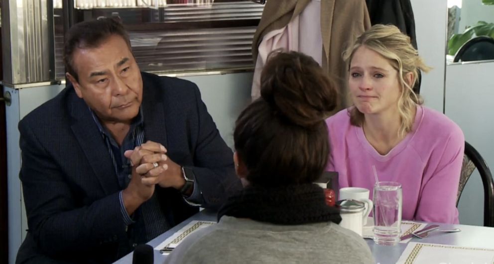 PHOTO: "WWYD" host John Quiñones and ABC News' Sara Haines sit down with diner for post-scenario interview.