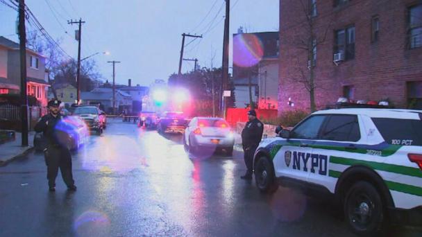 4 fatally stabbed, including 2 children, and 2 cops injured in NYC ...