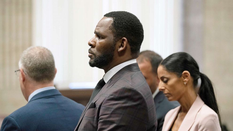 PHOTO: R. Kelly appears at a hearing in Chicago, June 26, 2019.