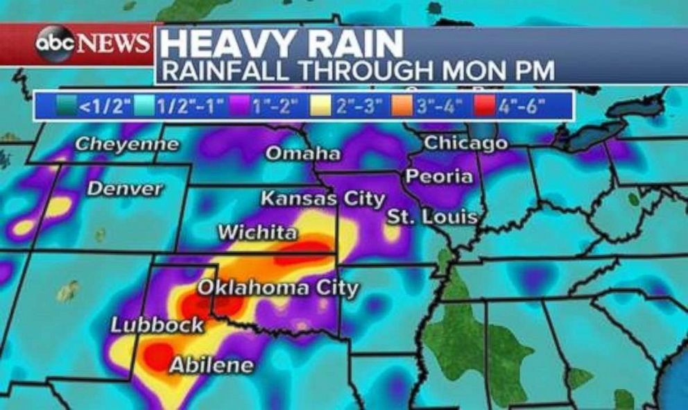 PHOTO: As much as 6 inches of rain could fall through Monday in northern Texas, Oklahoma and eastern Kansas.