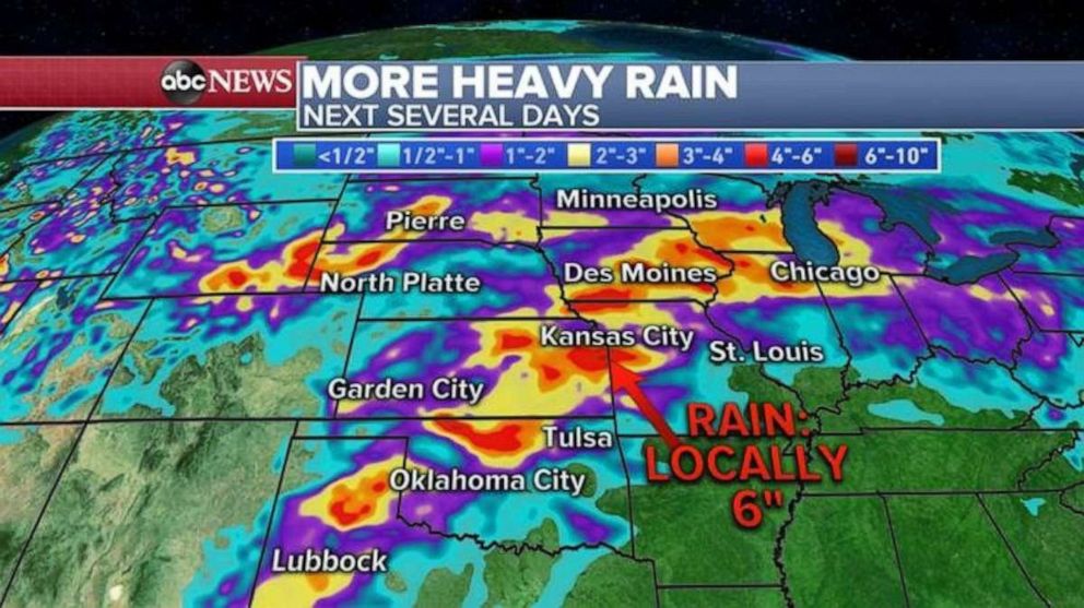 PHOTO: The heaviest rain over the Memorial Day weekend will fall in the central U.S.