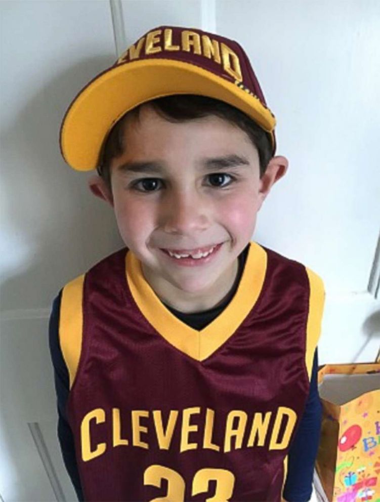 PHOTO: Gio Dargaj, 10, is a Cleveland Cavaliers super-fan who makes pillows for the homeless in his spare time. 