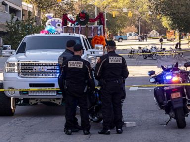 Child fatally hit by truck at Christmas parade - Know the Headline News