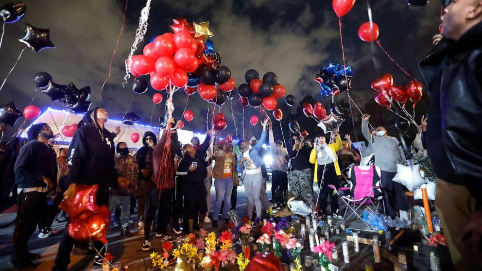 PHOTO: As attendees say "we love you boo-boo" balloons are released during a vigil for Darryl Williams outside Supreme Sweepstakes in Raleigh, N.C., Jan. 19, 2023. Williams, 32, died after he was tased by Raleigh police officers.