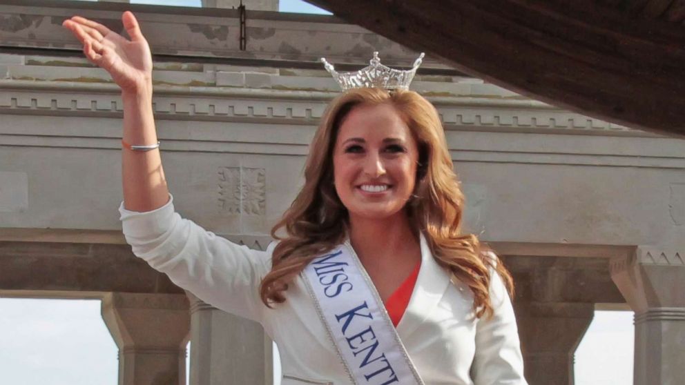 Former Miss Kentucky Admits She Sent Topless Photos To