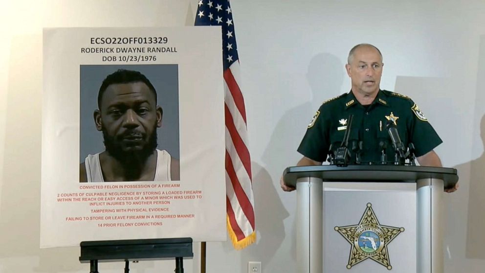 PHOTO: Escambia, Florida, County Sheriff Chip Simmons announces the arrest on June 27, 2022, of Roderick Dwayne Randall, 45, after his 8-year-old son found his loaded gun in a Florida motel and fatally shot a 1-year-old girl and injured a 2-year-old girl.