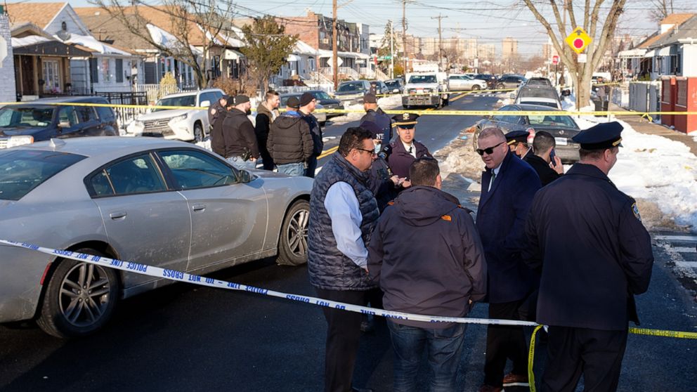 PHOTO: Police investigate a shooting on Avenue L and East 98th Street in Brooklyn, New York on Feb. 1, 2022.