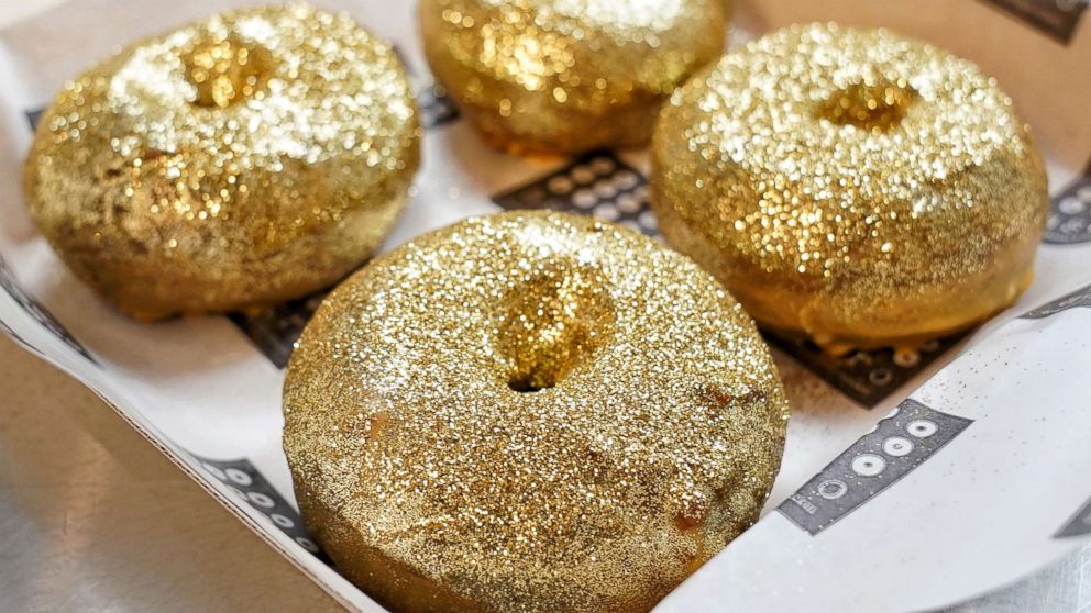 Inspired by the Oscars, Astro Doughnuts and Fried Chicken has released these limited edition red carpet doughnuts.