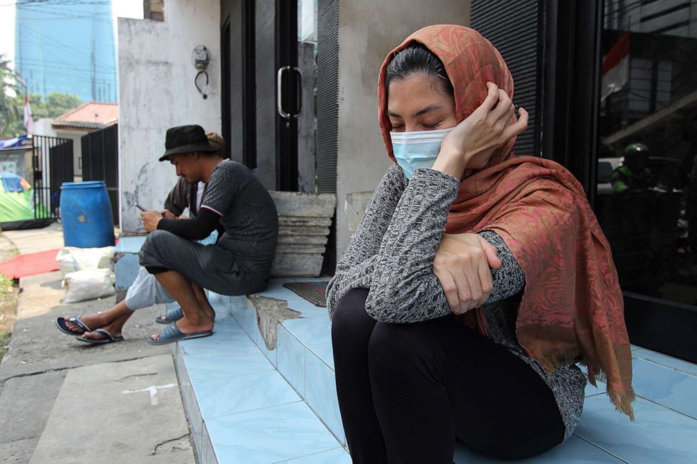 PHOTO: Refugees from Afghanistan set up tents and occupy the sidewalk next to the UNHCR Office in the Kebon Sirih area, Jakarta, Aug. 27, 202